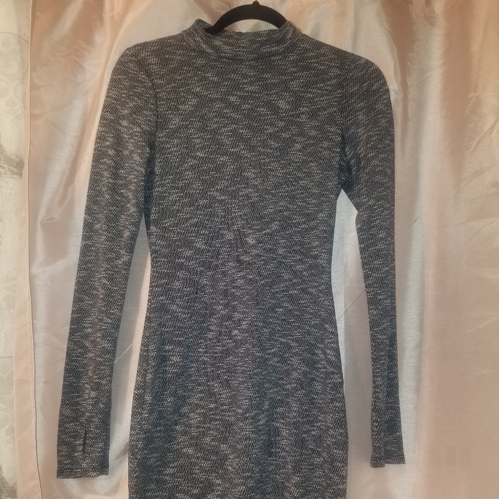 Long sleeve dress